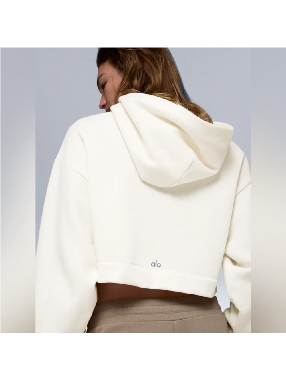 Alo Yoga Bae Cropped Hoodie in Ivory S